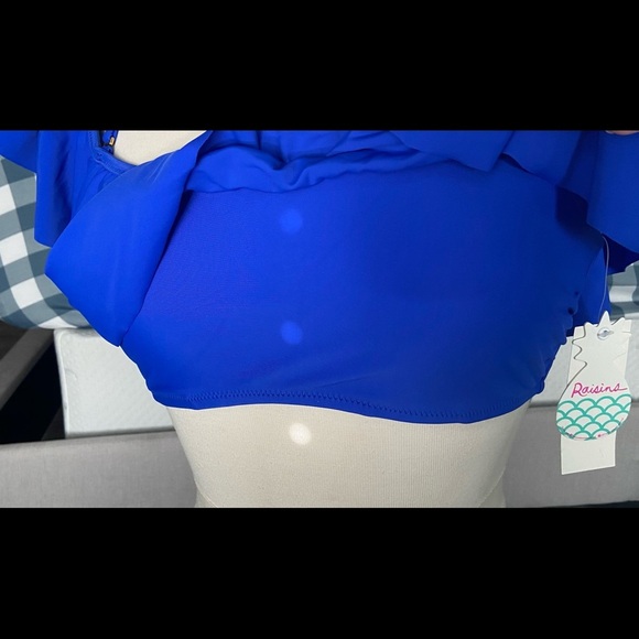 Raisins Mermaid Flounce Bra Bikini Top - Picture 12 of 12